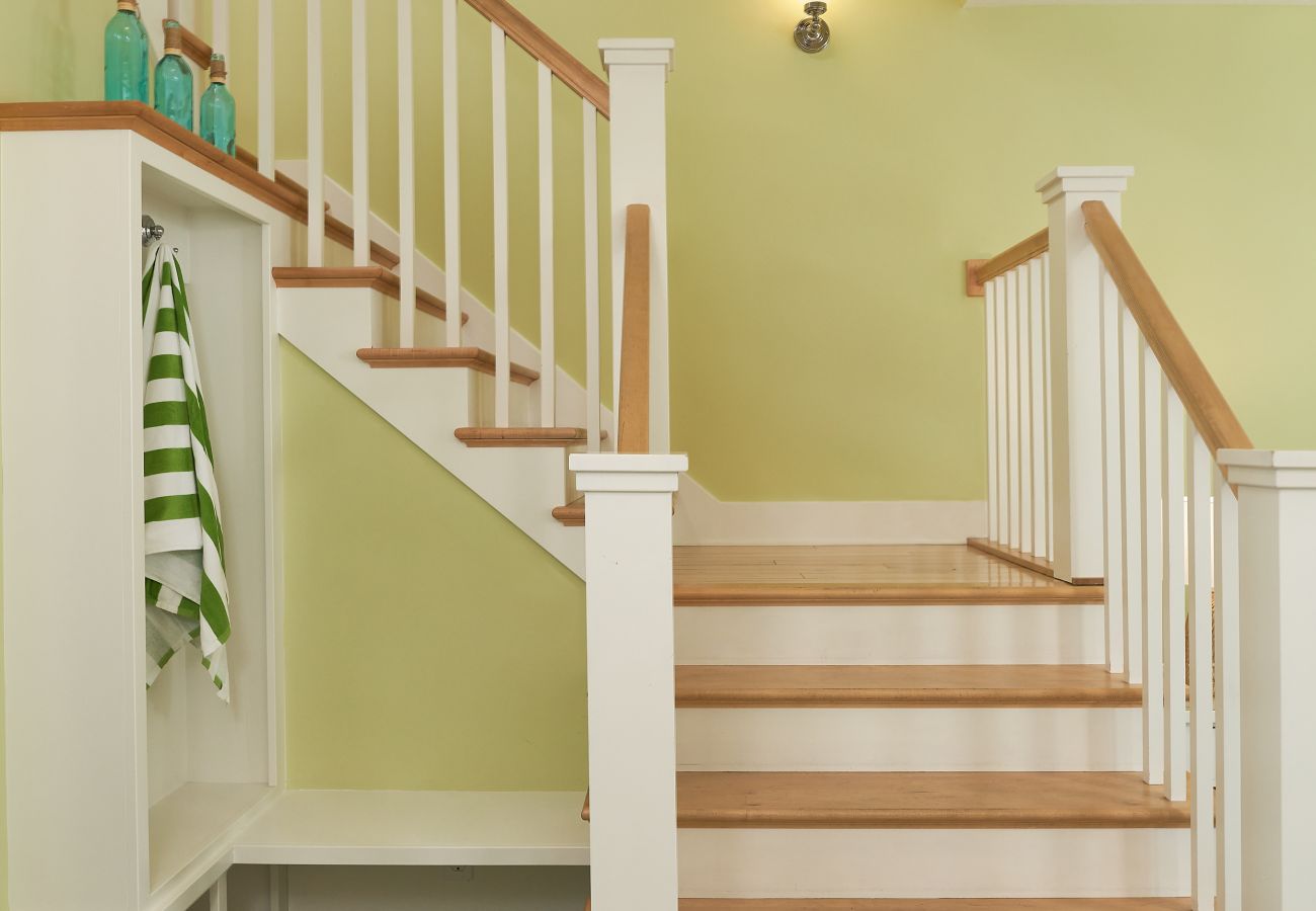 Townhouse in Holland - The Marblehead Luxury Townhome, Pool, Hot Tub, Golf Membership,  Near Lake and Beaches