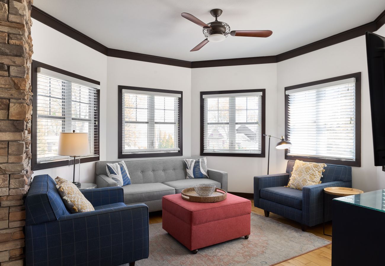 Second floor living room 